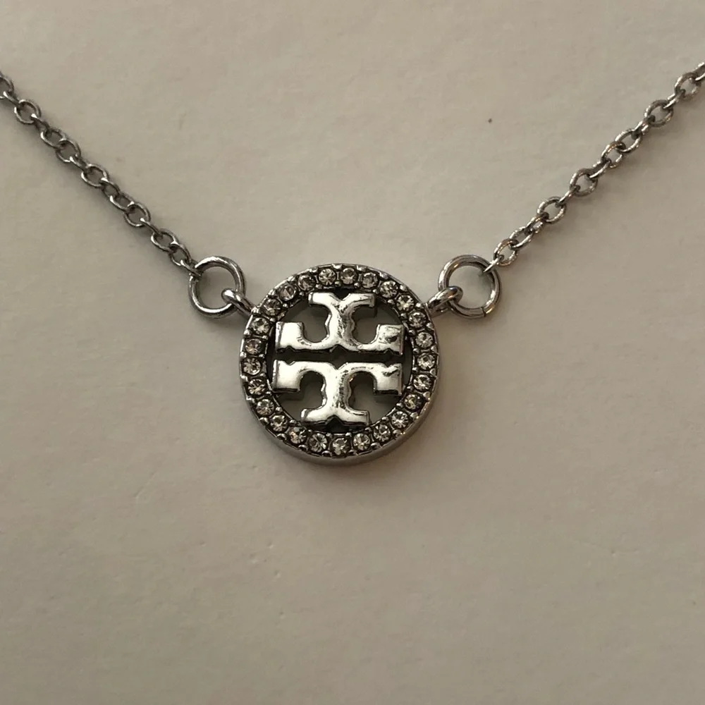 Tory Burch tory burch